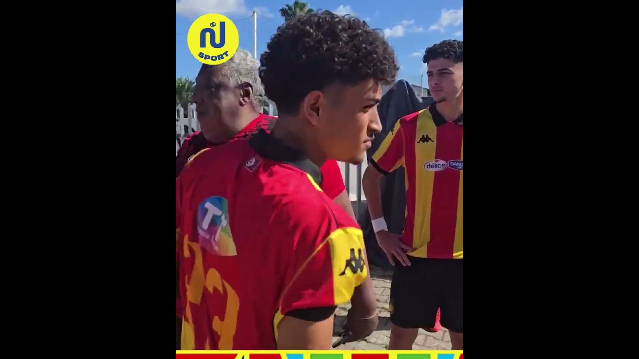 شاهد تكريم عائلة المرحوم محرز حافظ اثاث شبان الترجي من قبل شقيقه حافظ اثاث الإفريقي 🇦🇹🇧🇪❤️